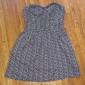 Cute & Casual Strapless Dress 👗